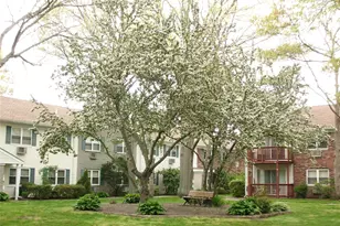 40-171 W 4th St, Patchogue, NY 11772 - Photo 11