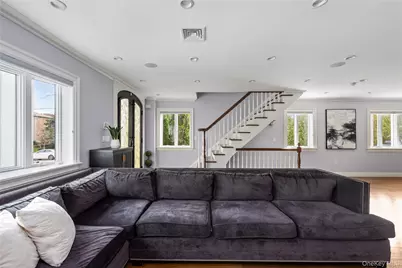 15496 Riverside Drive, Whitestone, NY 11357 - Photo 7