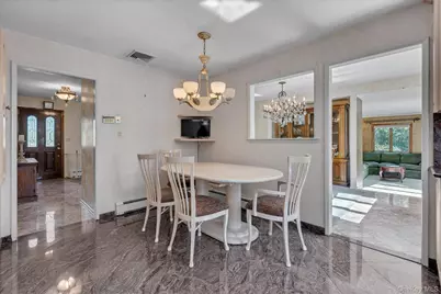 14 Yeoman Drive, East Northport, NY 11731 - Photo 5