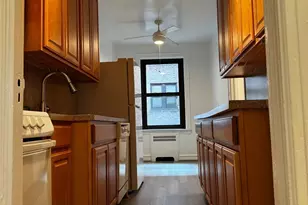 76-66 Austin St, Forest Hills, NY 11375 - Photo 3