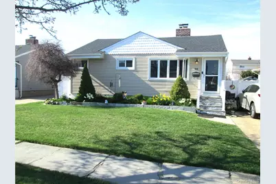 44 Hubbard Avenue, Freeport, NY 11520 - Photo 1