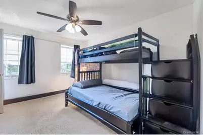 49 Lester Avenue, Freeport, NY 11520 - Photo 25