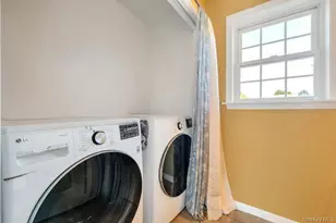 49 Lester Ave, Freeport, NY 11520 - Photo 21