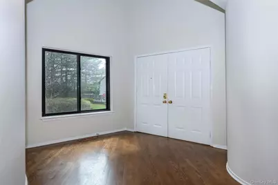 7 Brookridge Road, New Rochelle, NY 10804 - Photo 5