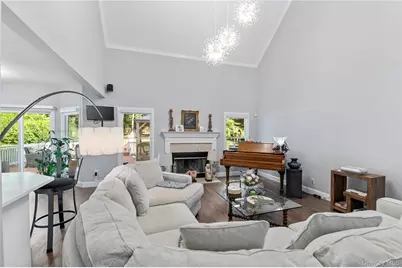 91 Bennetts Road, East Setauket, NY 11733 - Photo 5