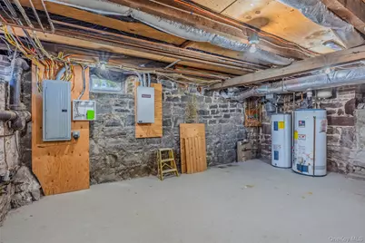 8 Terrell Lane, Stony Brook, NY 11790 - Photo 35