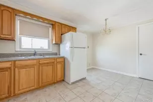 5 7th St, Valley Stream, NY 11581 - Photo 3