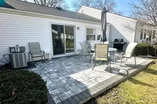 42 Freemont Ln, Coram, NY 11727 - Photo 13
