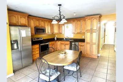 42 Freemont Lane, Coram, NY 11727 - Photo 5