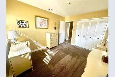 42 Freemont Lane, Coram, NY 11727 - Photo 9