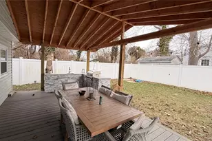 13 Fairview Dr, Shirley, NY 11967 - Photo 21