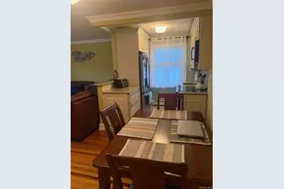 6 Windermere Place #10, Rockville Centre, NY 11570 - Photo 9