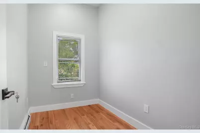 506 E 183rd Street, Bronx, NY 10458 - Photo 11