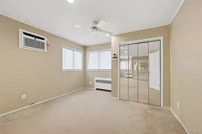 22 Randal Drive, Bethpage, NY 11714 - Photo 15