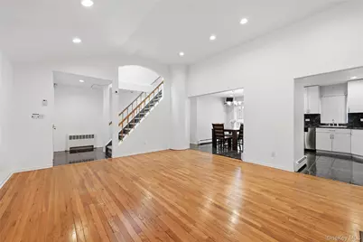 22 Randal Drive, Bethpage, NY 11714 - Photo 9