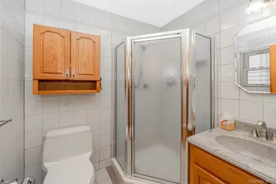 242 Singingwood Drive, Holbrook, NY 11741 - Photo 13