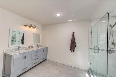 456 Pine Acres Boulevard, Brightwaters, NY 11718 - Photo 17