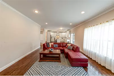 456 Pine Acres Boulevard, Brightwaters, NY 11718 - Photo 11