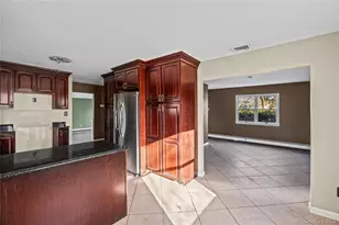 4 Vale Ct, Mount Sinai, NY 11766 - Photo 11