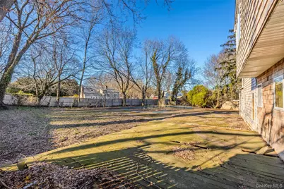 4 Vale Court, Mount Sinai, NY 11766 - Photo 33