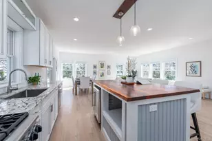 254 Overlook Dr, Aquebogue, NY 11931 - Photo 9