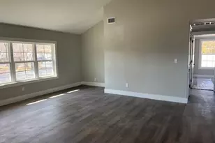 159 Alexander Ave, Holbrook, NY 11741 - Photo 3