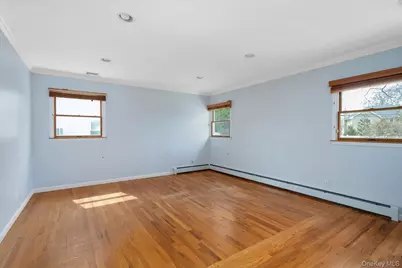 3585 Amherst Drive, Wantagh, NY 11793 - Photo 13