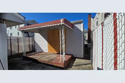 9960 164th Road, Howard Beach, NY 11414 - Photo 5