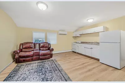 8 Bent Lane, Levittown, NY 11756 - Photo 15