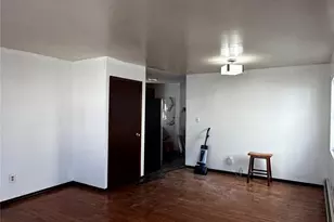 191-28 114th Dr, Saint Albans, NY 11412 - Photo 3