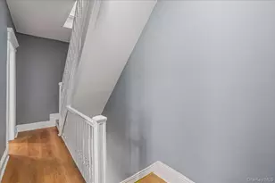 196-19 89th Rd, Hollis, NY 11423 - Photo 9