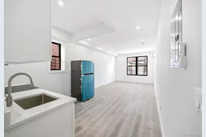 2152 Muliner Avenue, Bronx, NY 10462 - Photo 19