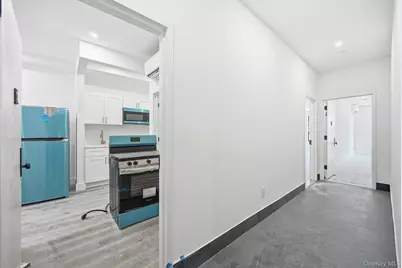 2152 Muliner Avenue, Bronx, NY 10462 - Photo 13