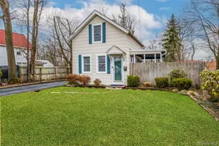 5 Wall St, East Islip, NY 11730 - Photo 3