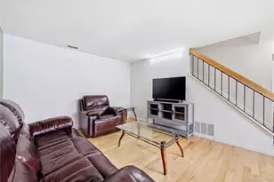 95 Whalers Cove, Babylon, NY 11702 - Photo 11