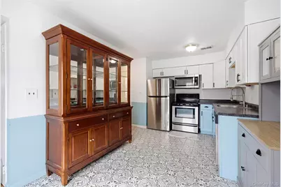 95 Whalers Cove, Babylon, NY 11702 - Photo 21