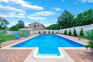 2 Polo St, Dix Hills, NY 11746 - Photo 3
