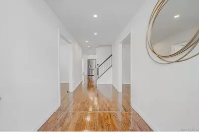 2 Polo Street, Dix Hills, NY 11746 - Photo 15