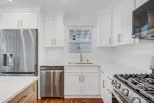 2 Polo St, Dix Hills, NY 11746 - Photo 9