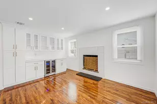 2 Polo St, Dix Hills, NY 11746 - Photo 9