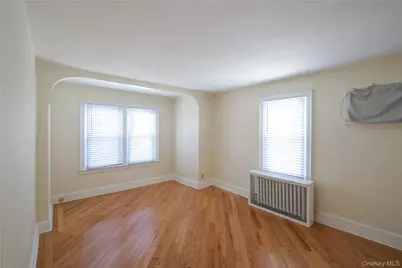 [Address not provided], Valley Stream, NY 11581 - Photo 15