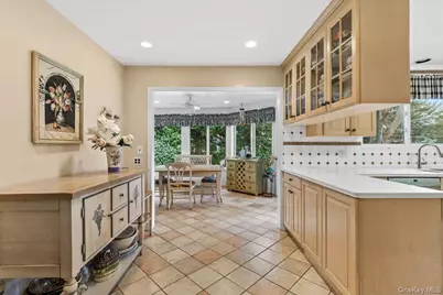 3 Penny Lane, Scarsdale, NY 10583 - Photo 9