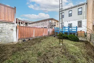 60-19 60th Dr, Maspeth, NY 11378 - Photo 23