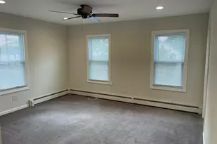 9 N Maryland Ave, Port Washington, NY 11050 - Photo 7