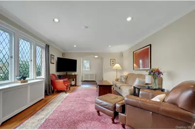 12 Barclay Road, Scarsdale, NY 10583 - Photo 9