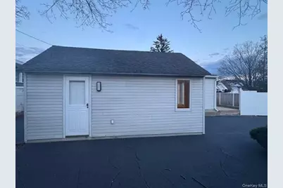 48 Ripple Lane, Levittown, NY 11756 - Photo 43