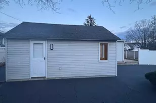 48 Ripple Ln, Levittown, NY 11756 - Photo 43