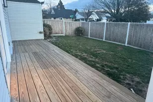 48 Ripple Ln, Levittown, NY 11756 - Photo 35