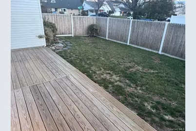 48 Ripple Lane, Levittown, NY 11756 - Photo 37