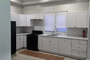 14 Warren St, Ellenville, NY 12428 - Photo 3